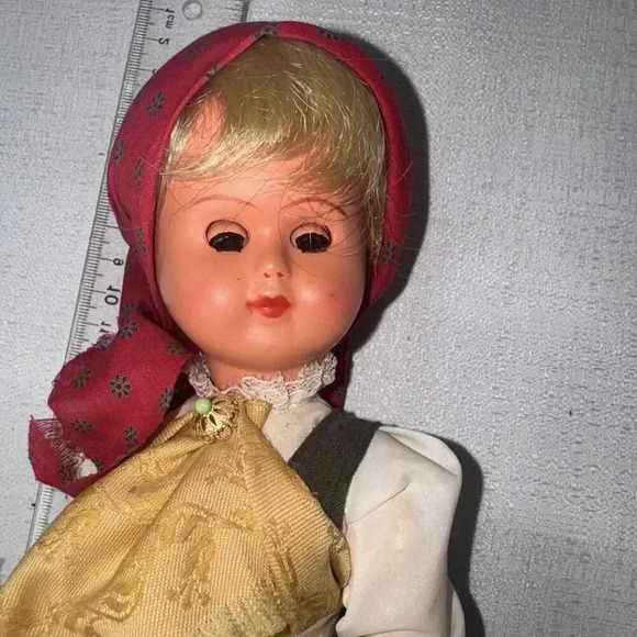 Vintage Rosetta Girl Doll Amsterdam, Holland 10-11" Blonde hair, blue eyes blink - Picture 6 of 9